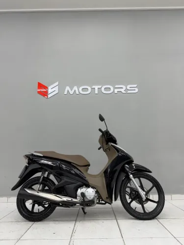 Mega oportunidade!!! Biz 125 procedência 2018 KM 11.644 só na ESMOTORS