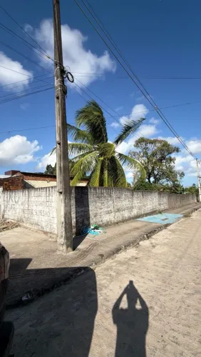 Vendo terreno de esquina 15x26 no Bairro das Indústrias