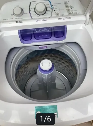 Máquina de Lavar 12kg Eletrolux JetClean