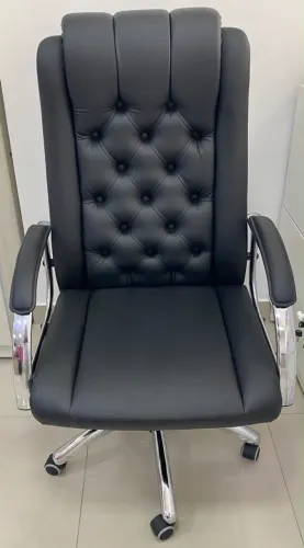 VENDO CADEIRA DE ESCRITÓRIO EXECUTIVA - ESTILO PRESIDENTE