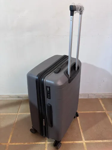 Mala de viagem tamanho M