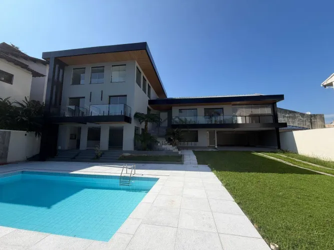 Casa Alto Padrão com Lazer Completo em Condomínio Rede Ubá de Piratininga - Niterói