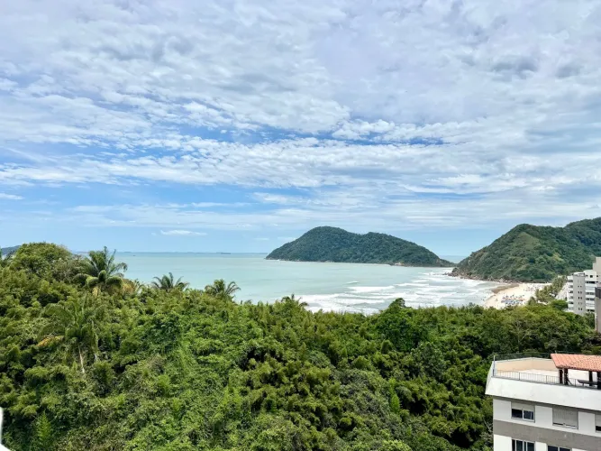 Cobertura Duplex decorada com vista para o mar á venda na Praia das Astúrias, Guarujá, SP