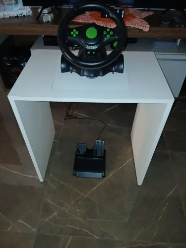 Volante Gamer com marcha e pedal. Compatível com Playstation, Xbox e PC