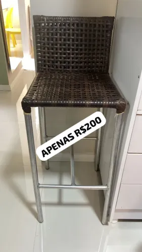BANQUETA EM ALUMÍNIO