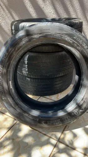 4 Pneus 205/55-16 Marca Continental 