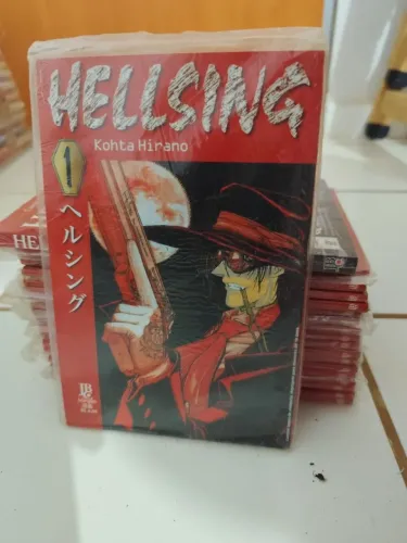 Mangá Hellsing Coleção Completa
