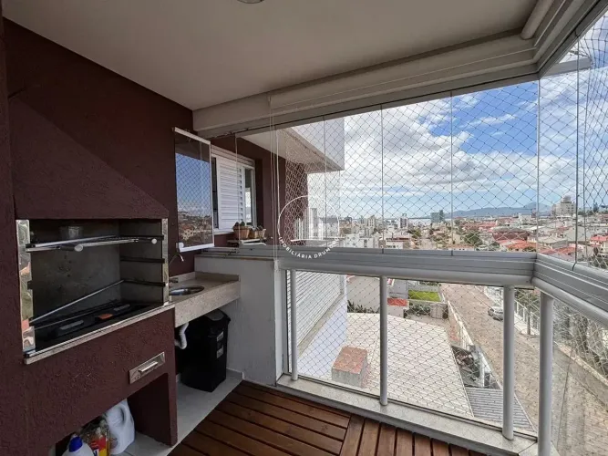 Apartamento 2 Quartos com 1 Suíte - Coqueiros