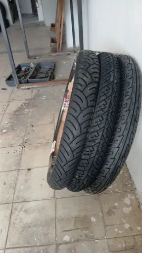 Pneus para moto