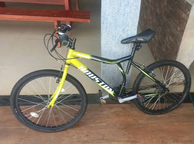 Bicicleta muito nova