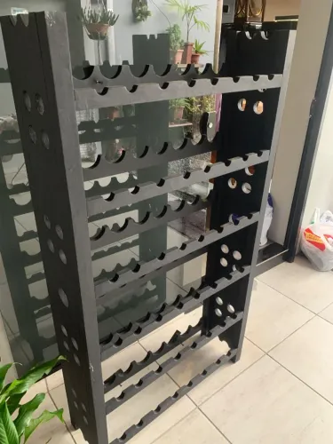 Vendo Adega de Madeira para 48 garrafas