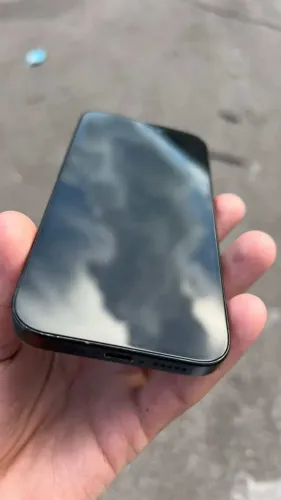 vendo iphone 15 ´pro em otimo estado