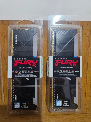 2x8gb 3200Mhz Kingston Fury RGB