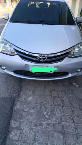 Toyota Etios XLS Sedan 1.5 Flex 16V 4P Mec. 2014