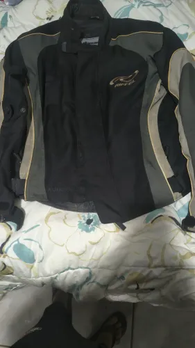 jaqueta de proteção e calça Reffel