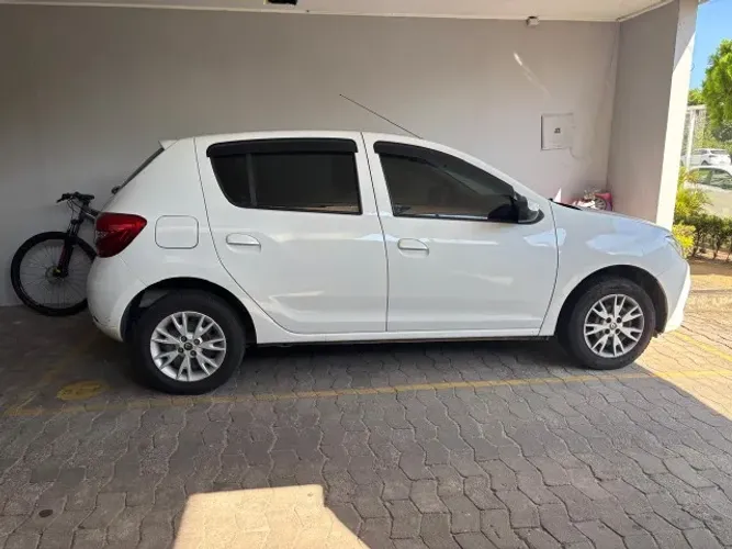 Renault Sandero Zen Flex 1.0 12V 5P Mec. 2021