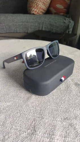 Óculos Tommy Hilfiger