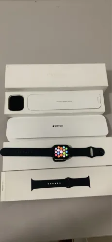 Apple Watch Series 4 - 44mm