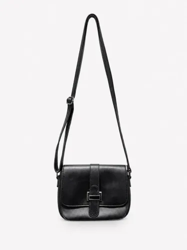 Bolsa preta de ombro