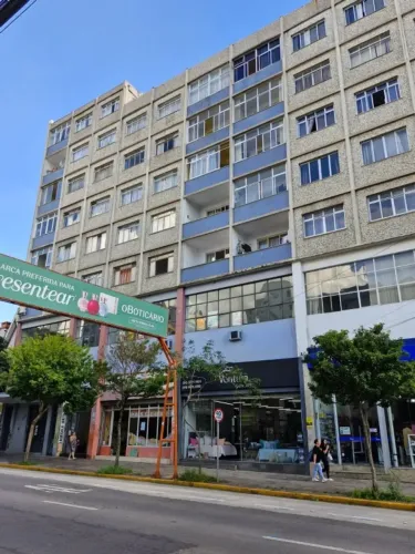 BENTOALVES aluga apto mobiliado, 02 dorm., peças amplas, bairro São Pelegrino - Caxias do