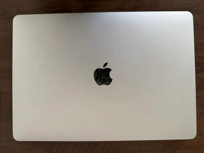 Vendo Macbook Air MR1 256 GB - SEMINOVO.