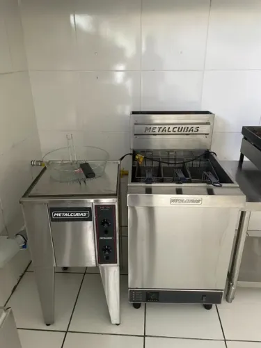 SEMINOVO - Fritadeira a Gás Industrial 45 Litros Zona Fria - FOG 3C