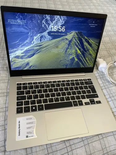 Samsung Galaxy Book Go - Praticamente Novo! Perfeito para Estudos e Trabalho.