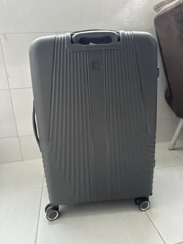 Mala gigante usada 1 vez