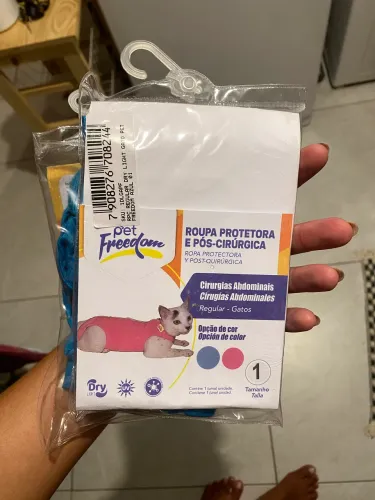 Roupa pós cirúrgica gato