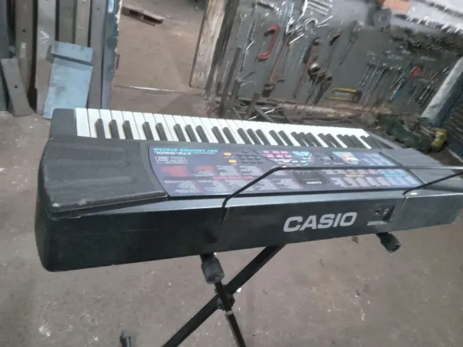 Vendo teclado casio .