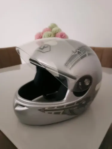 Capacete