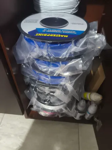 7 rolos de filamento PETG MasterPrint