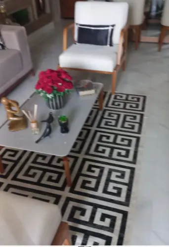 Tapete 1,40 / 2 semi novo sem avaria
