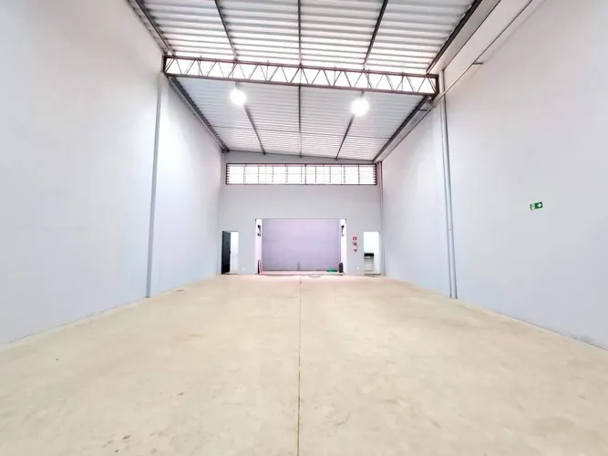 Barracão 170 m² Jardim Marajoara