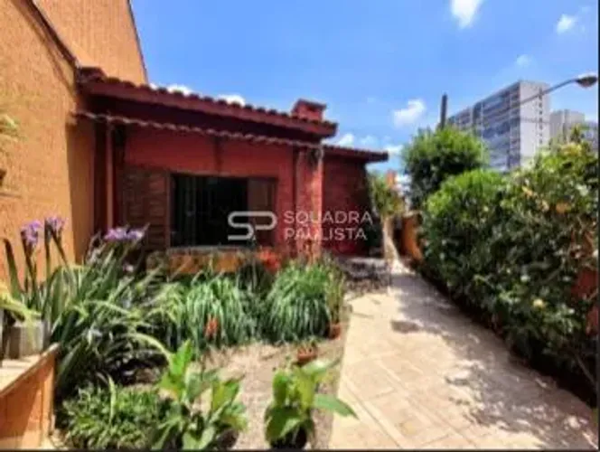 Casa de vila com 124 m², 3 quartos sendo 1 suíte à venda no bairro Vila Clementino.