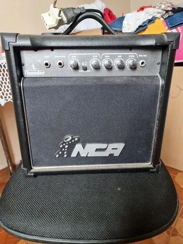 Amplificador NCA pequeno *usado*