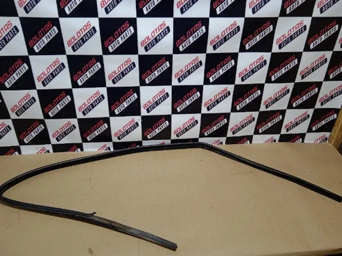 5675 Borracha Porta Dianteira Direita Gol Saveiro Parati G2 G3 G4 Original 2 Portas