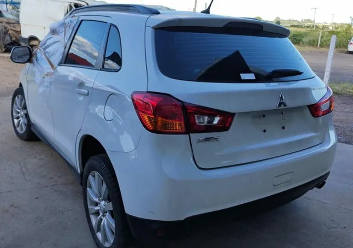 Sucata em peças Mitsubishi ASX Ano 2015 