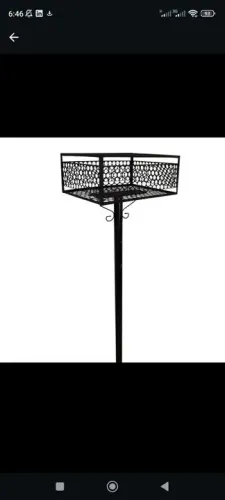 Lixeira Pedestal de calçada bem fechada