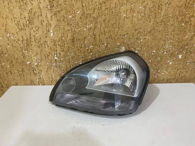 Farol esquerdo Tucson 2005/2006/2007/2008/2009/2010/2011/2012/2013/2014/2015/2016