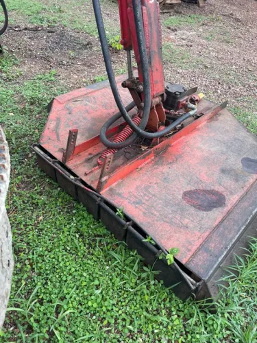 Roçadeira hidráulica articulada Lavrale