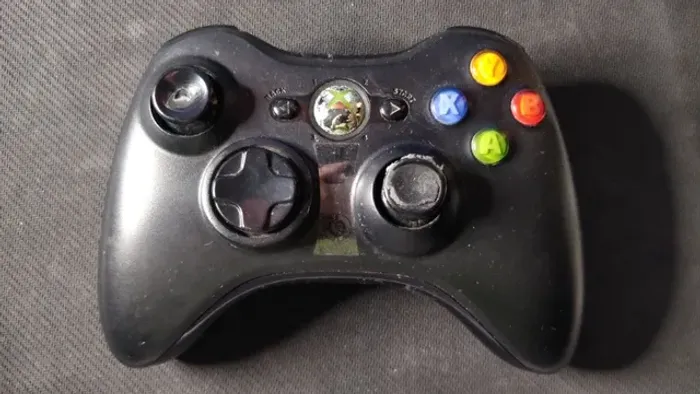 Controle Xbox 360 Original Preto Branco Joystick Usado