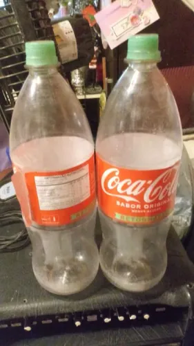 Garrafas de coca cola 2 litros retornável