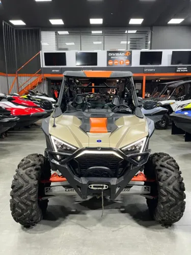 Utv Polaris RZR PRO XP Turbo ano 2021 com carreta rodoviária 