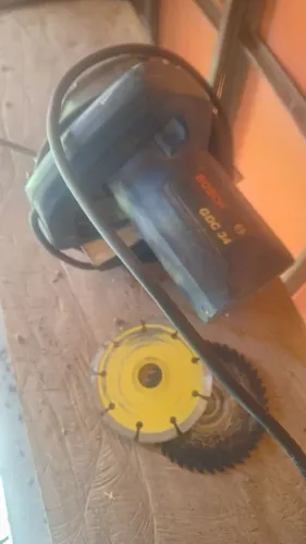 Serra Circular Bosch GDC 34