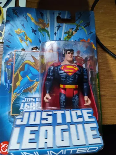 Superman cyber Defenders liga da justiça sem limites jlu