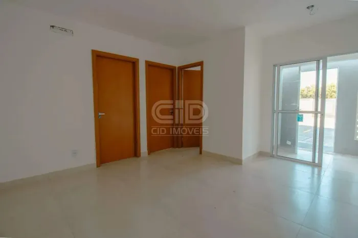 Apartamento com dois quartos e garden no Residencial Maria Helena