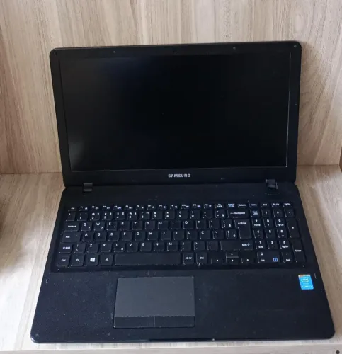  NOTEBOOK SAMSUNG CORE I3 5a. GERAÇÃO  PRETO LEIA A DESCRIÇÃO <br>