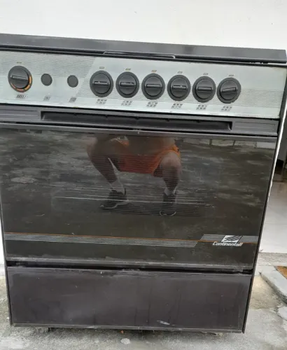 Fogão 6 bocas Continental 