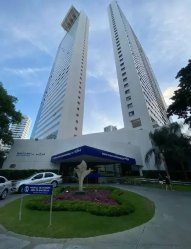 Flat 24 andar em hotel em Boa Viagem (quarto e sala)